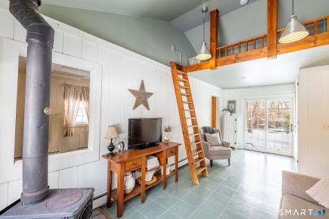 168 Tackora Trail Ridgefield CT 06877