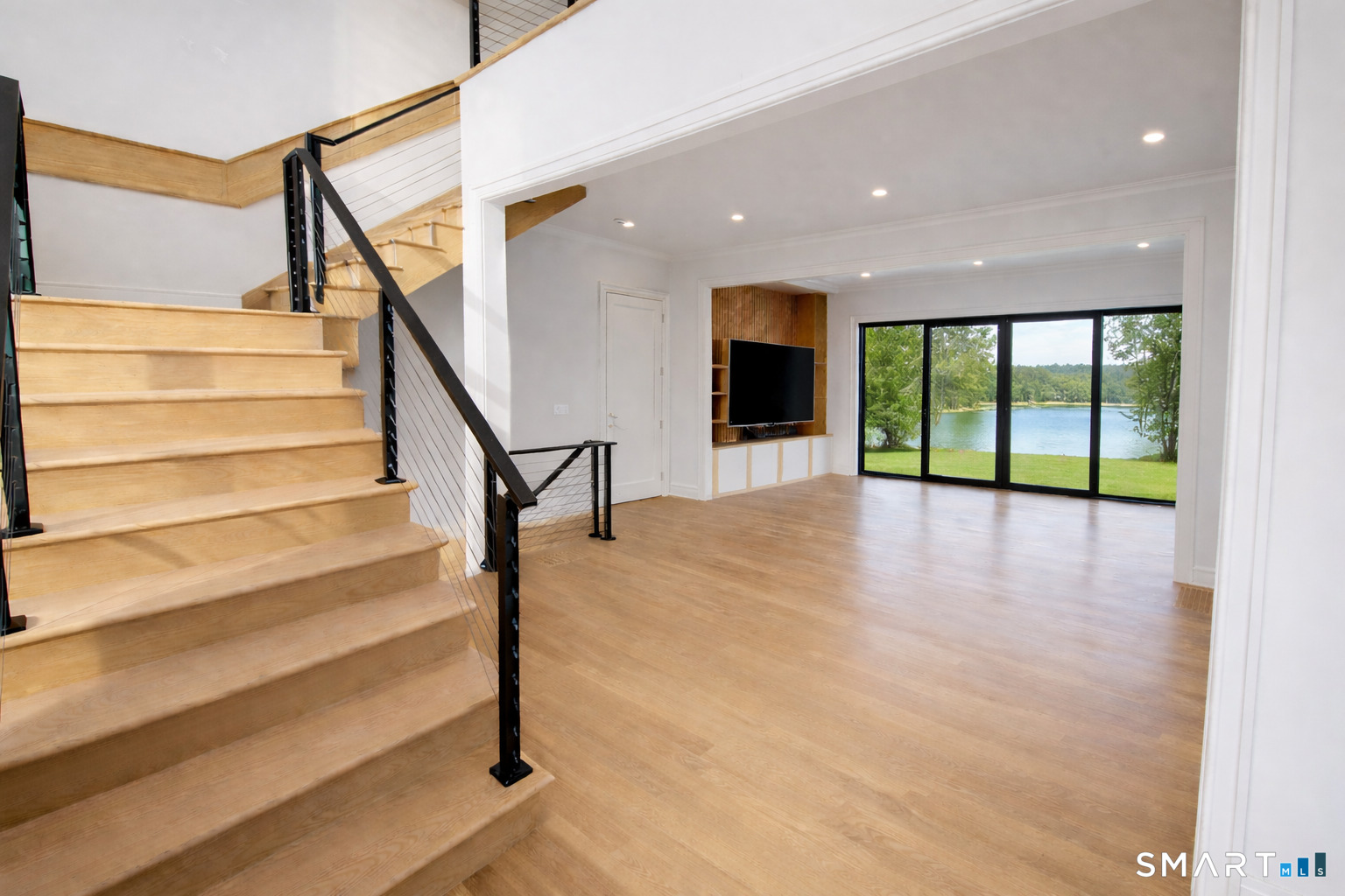 20 North Lake Shore Drive Brookfield CT 06804