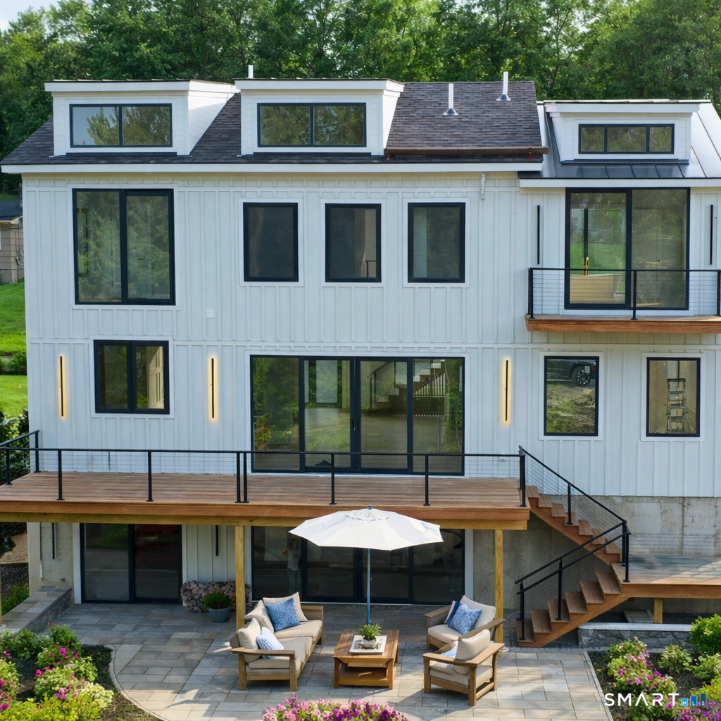 20 North Lake Shore Drive Brookfield CT 06804