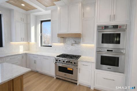 20 North Lake Shore Drive Brookfield CT 06804