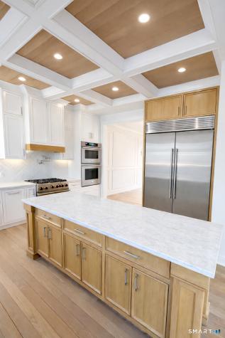 20 North Lake Shore Drive Brookfield CT 06804