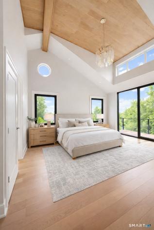 20 North Lake Shore Drive Brookfield CT 06804