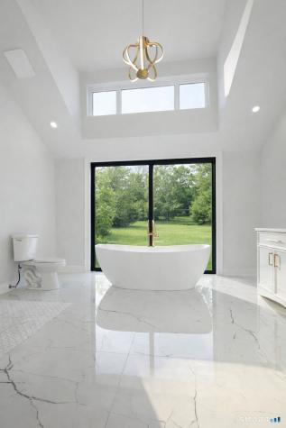 20 North Lake Shore Drive Brookfield CT 06804