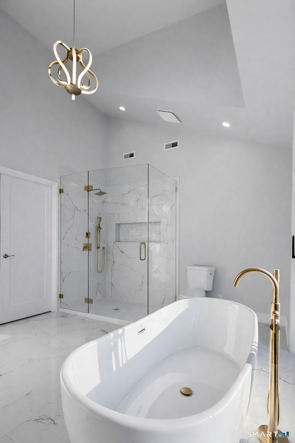 20 North Lake Shore Drive Brookfield CT 06804