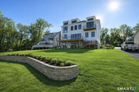 20 North Lake Shore Drive Brookfield CT 06804