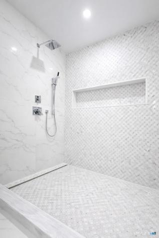 20 North Lake Shore Drive Brookfield CT 06804