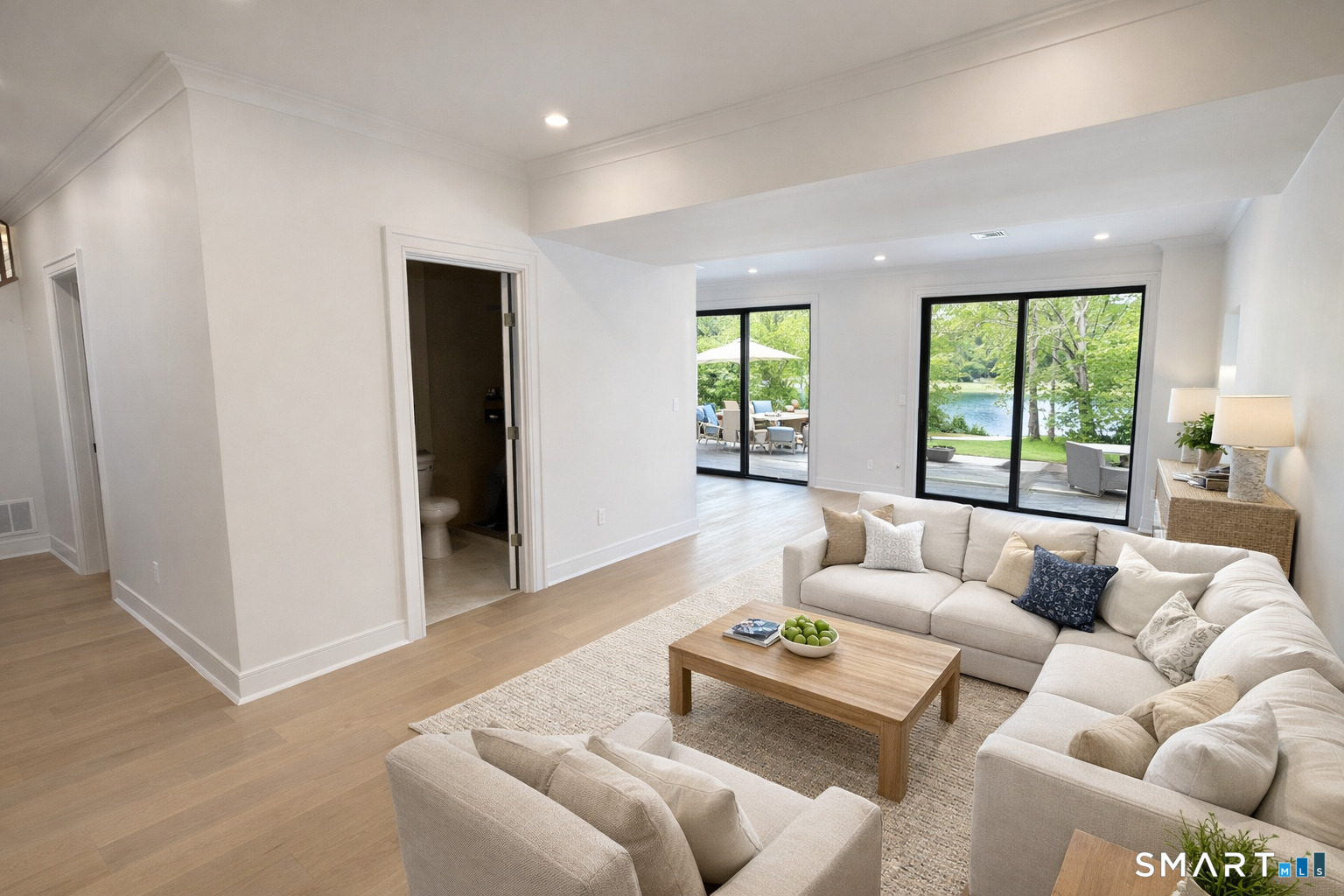 20 North Lake Shore Drive Brookfield CT 06804