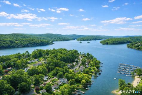 20 North Lake Shore Drive Brookfield CT 06804