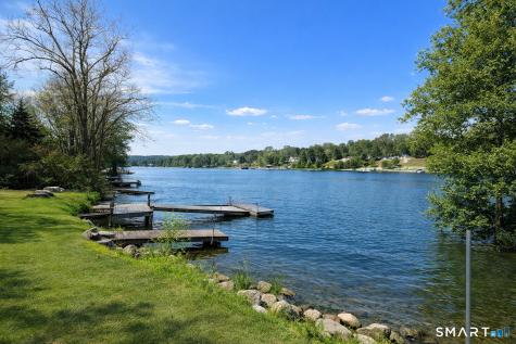 20 North Lake Shore Drive Brookfield CT 06804