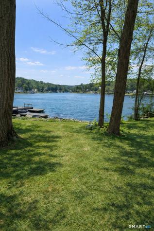 20 North Lake Shore Drive Brookfield CT 06804