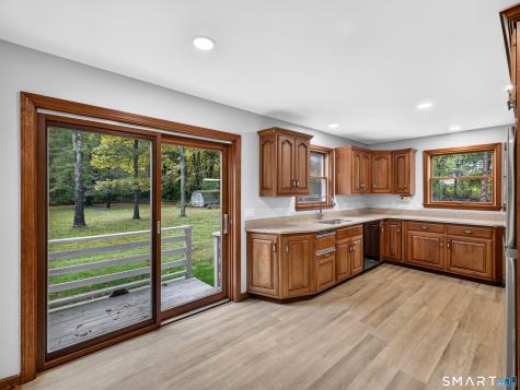 44 Inchcliffe Drive Ledyard CT 06335