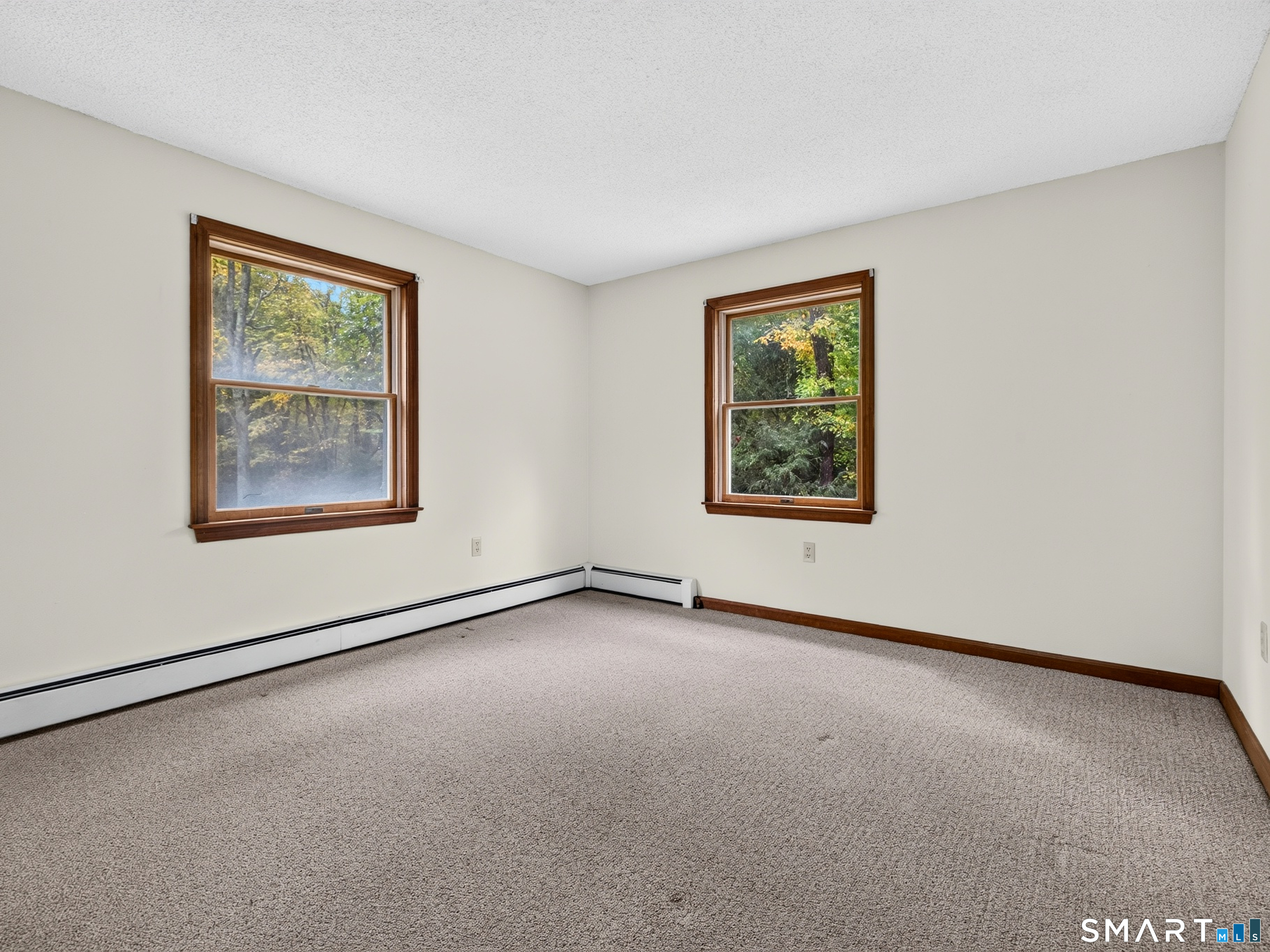 44 Inchcliffe Drive Ledyard CT 06335