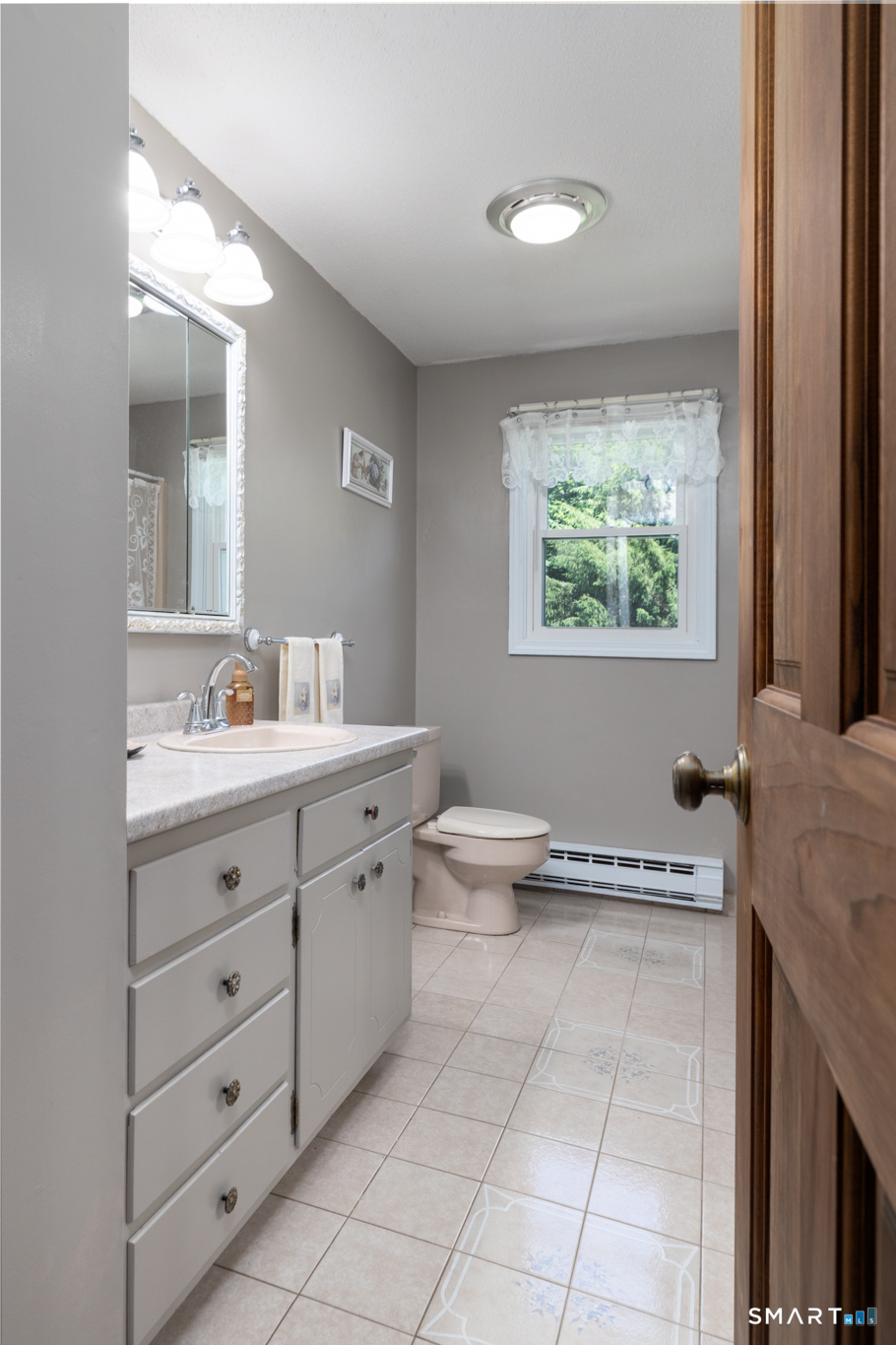 126 Pinnacle Road Bristol CT 06010