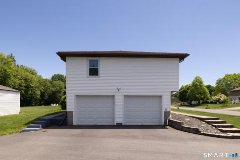 126 Pinnacle Road Bristol CT 06010