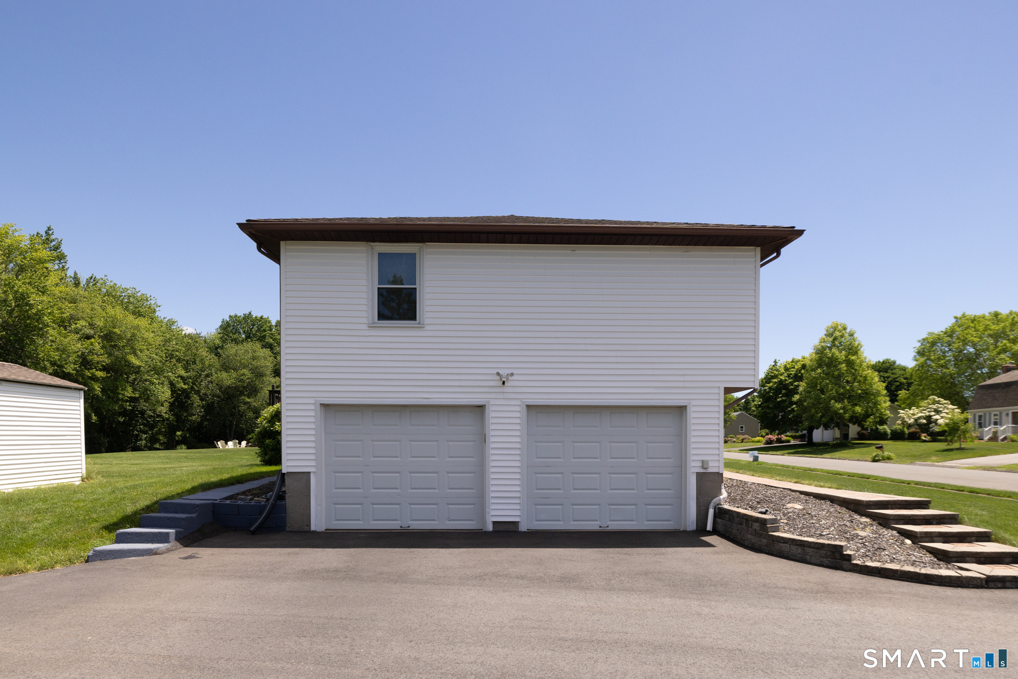 126 Pinnacle Road Bristol CT 06010