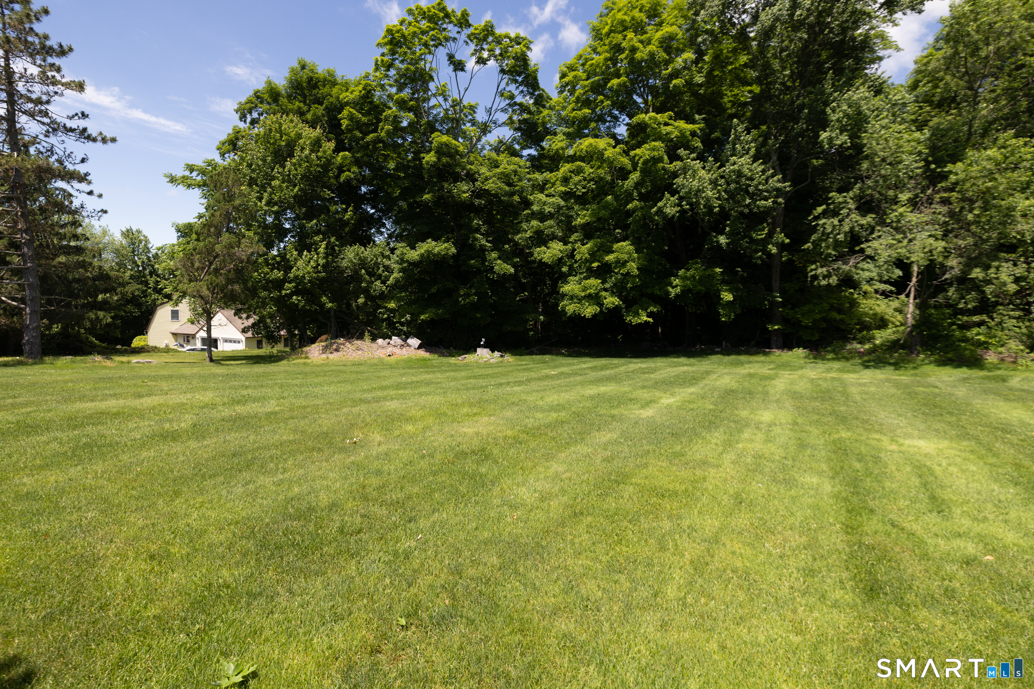 126 Pinnacle Road Bristol CT 06010