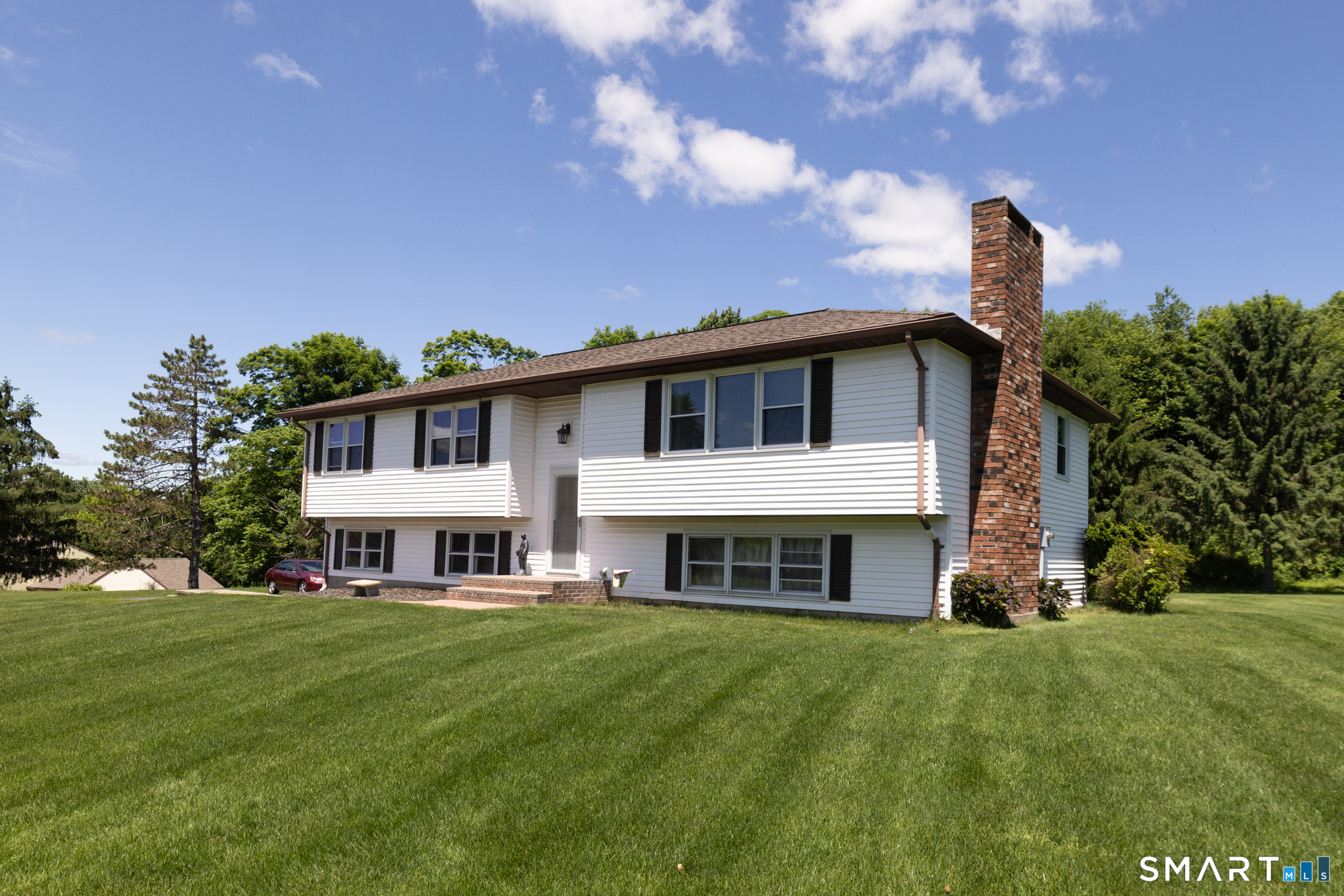126 Pinnacle Road Bristol CT 06010