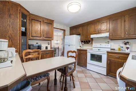 126 Pinnacle Road Bristol CT 06010