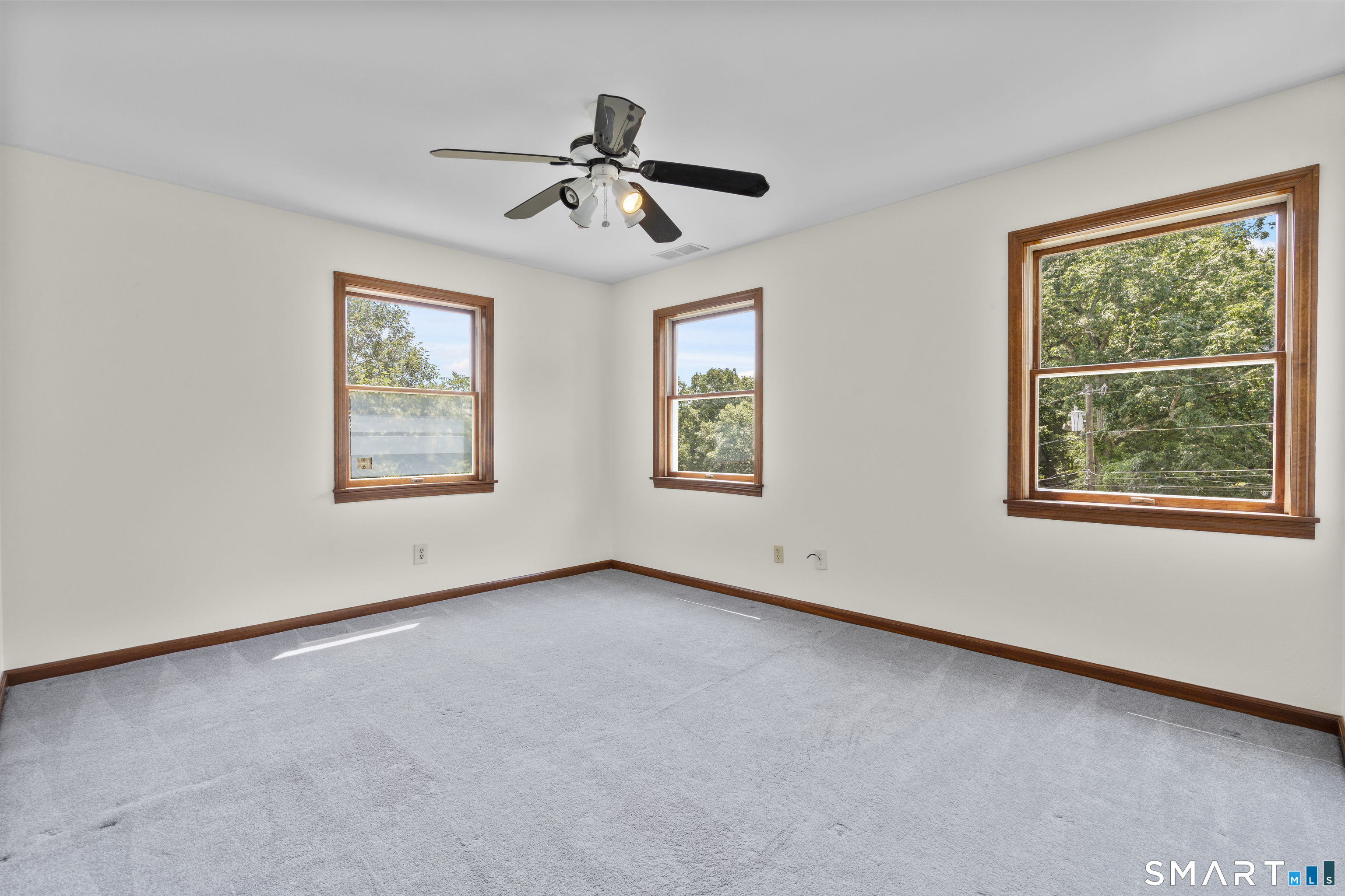 128 Midwood Avenue Waterbury CT 06708