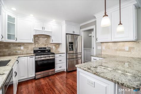 3 Ken Oaks Drive Danbury CT 06810