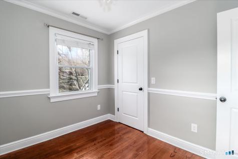 3 Ken Oaks Drive Danbury CT 06810