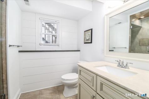 3 Ken Oaks Drive Danbury CT 06810