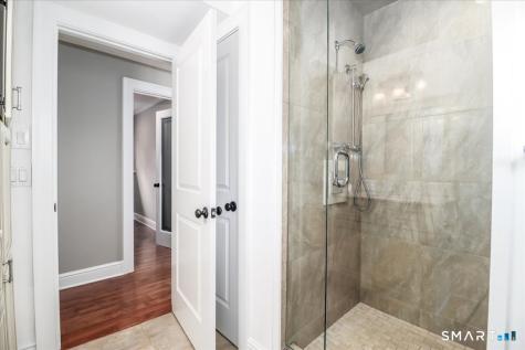 3 Ken Oaks Drive Danbury CT 06810