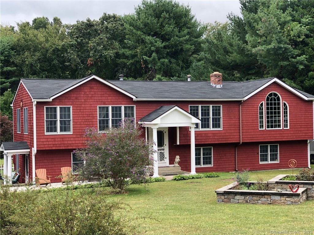 28 Quailcrest Road East Lyme CT 06333