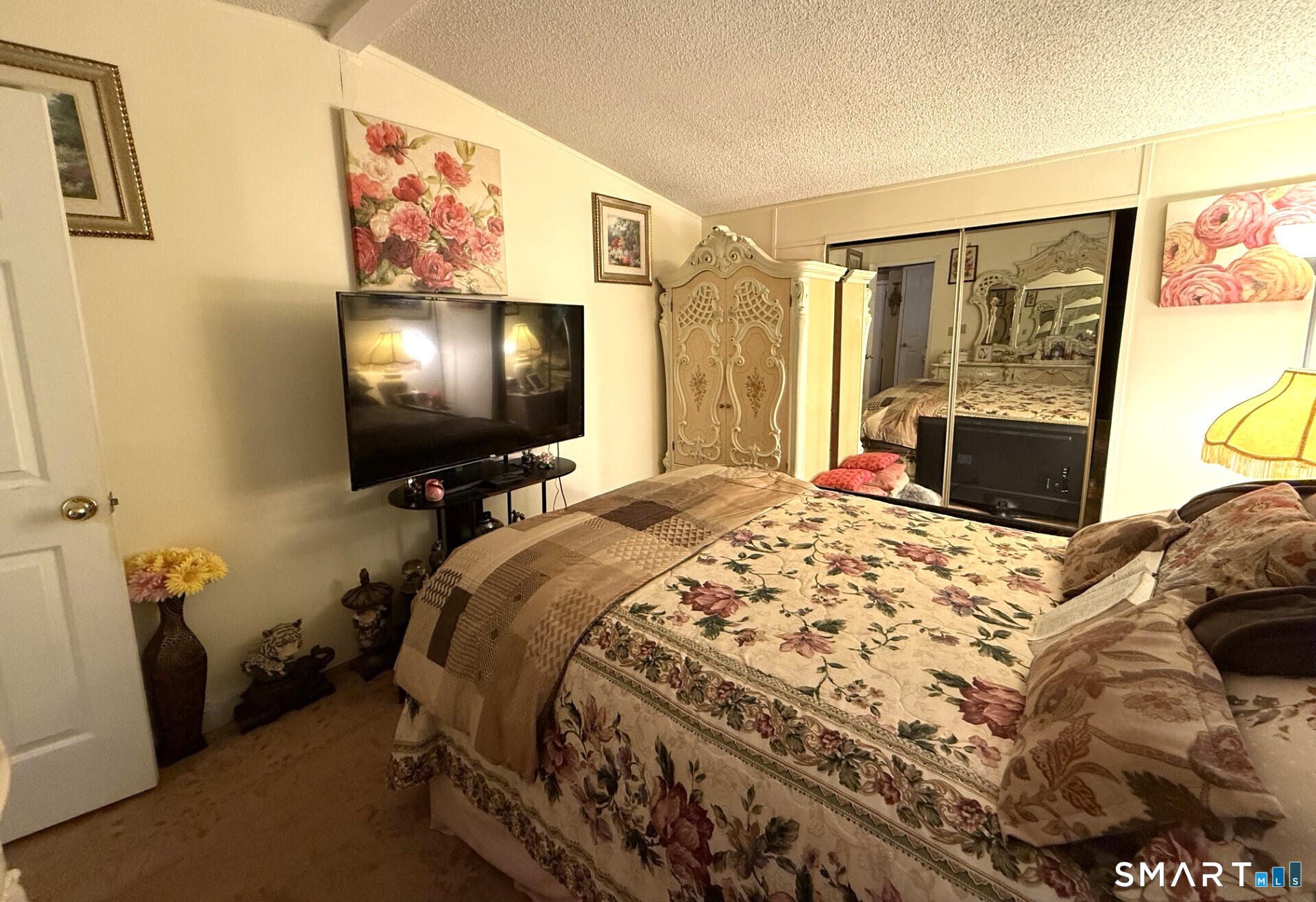 1042 Poquonnock Road Groton CT 06340