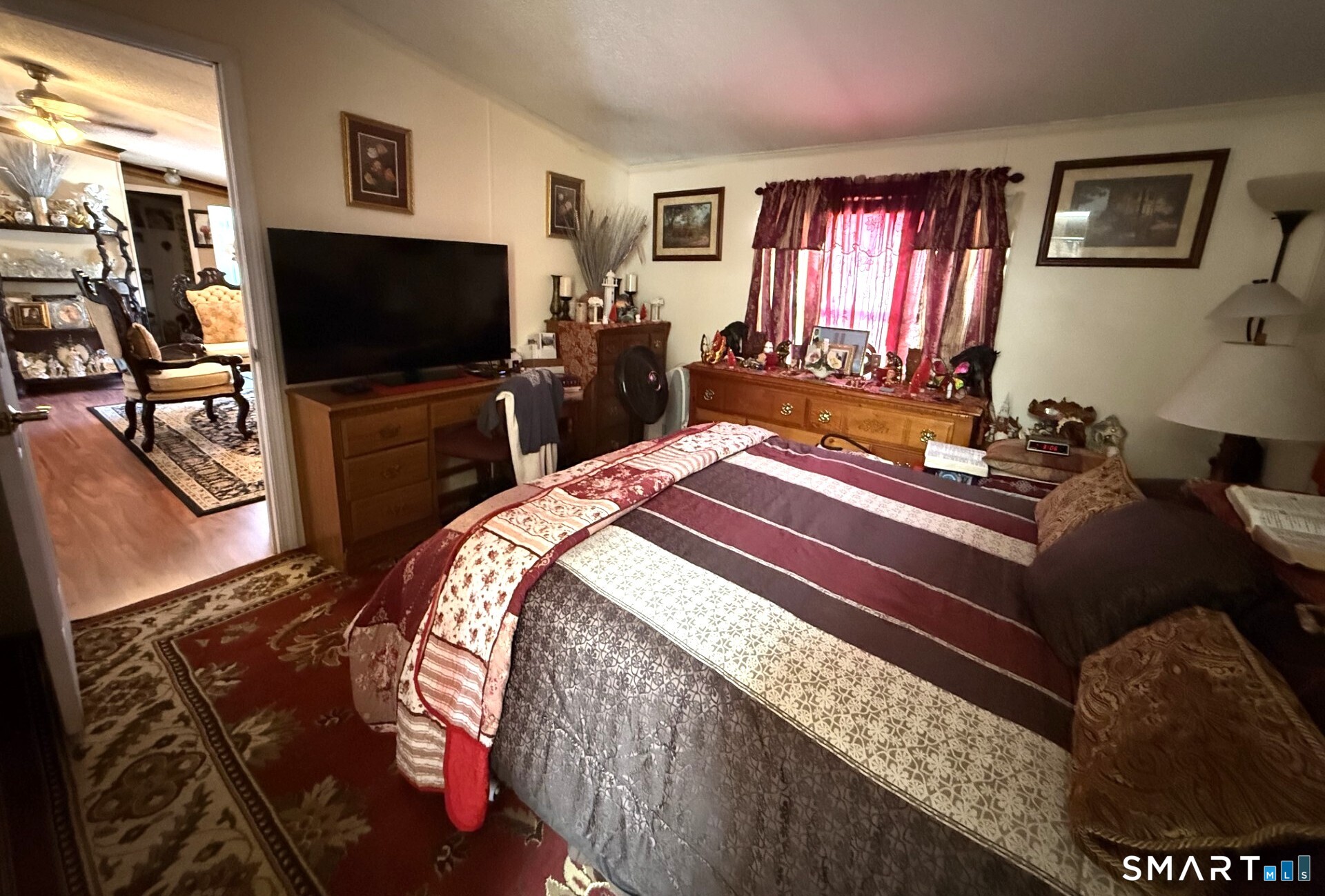 1042 Poquonnock Road Groton CT 06340