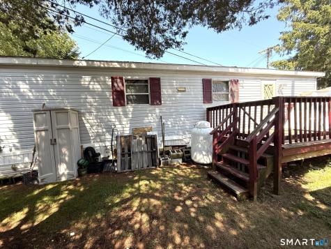 1042 Poquonnock Road Groton CT 06340