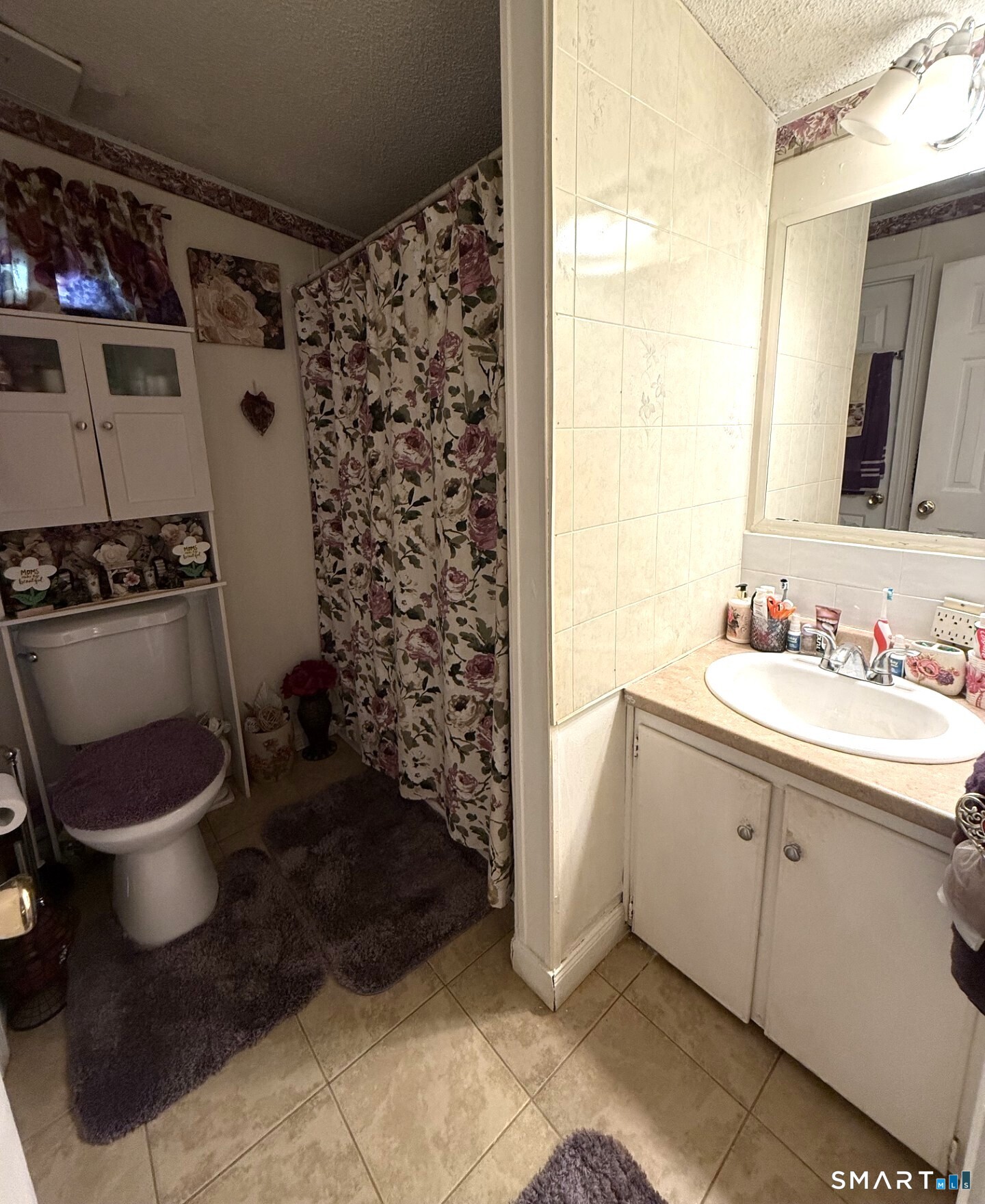 1042 Poquonnock Road Groton CT 06340
