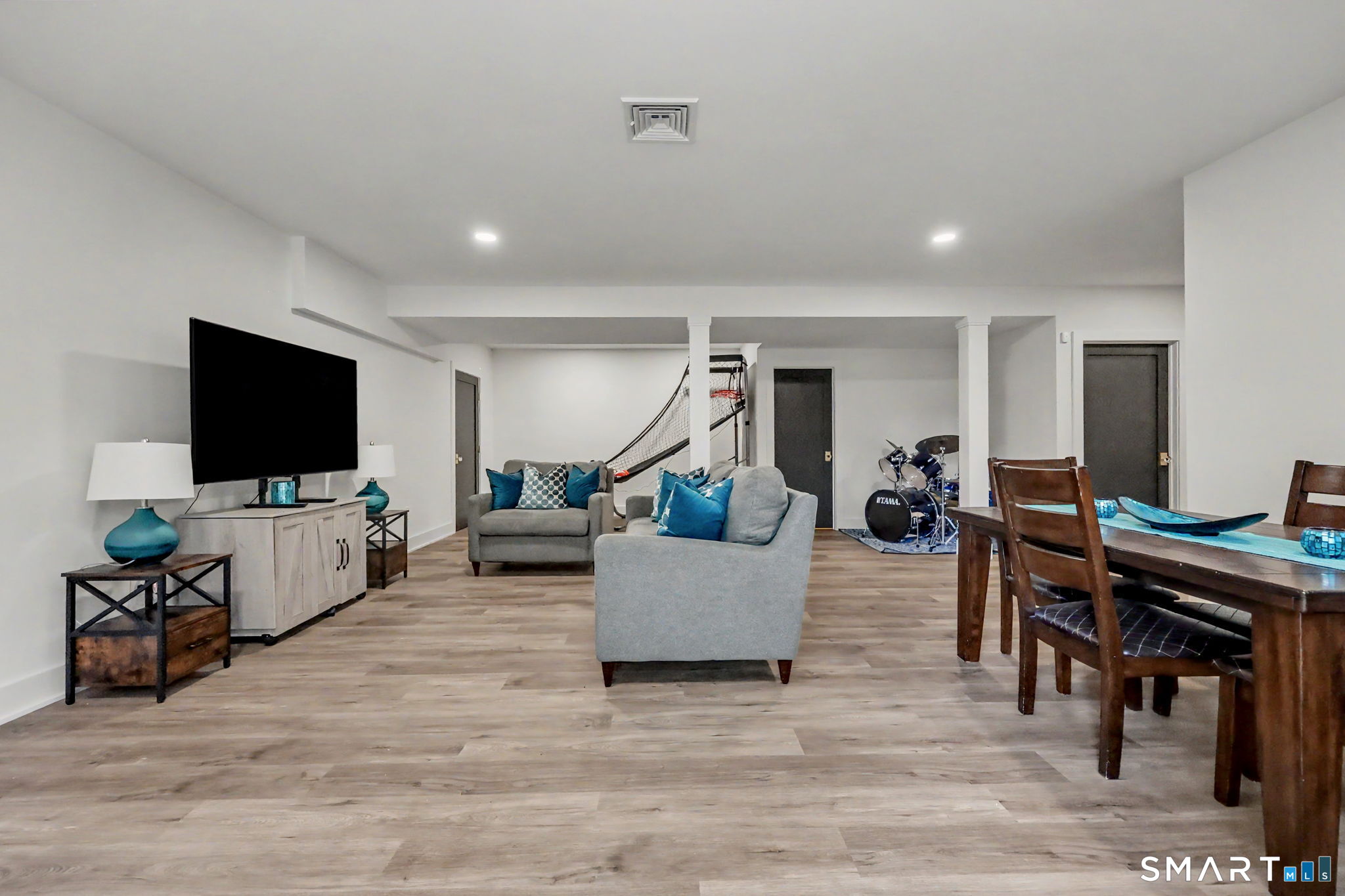 1 Elwell Road New Fairfield CT 06812