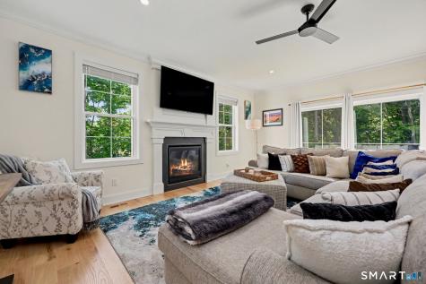 1 Elwell Road New Fairfield CT 06812