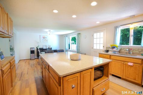 10 Eastwood Road West Hartford CT 06117