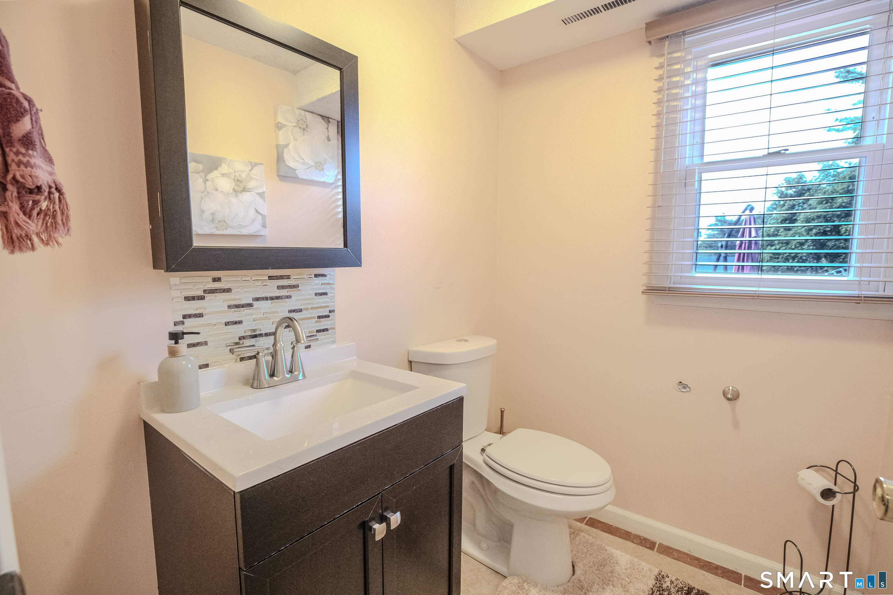 10 Eastwood Road West Hartford CT 06117