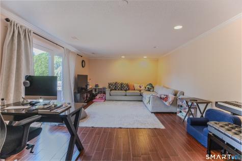 10 Eastwood Road West Hartford CT 06117