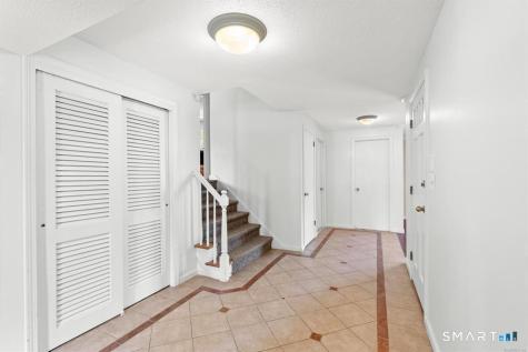 10 Eastwood Road West Hartford CT 06117