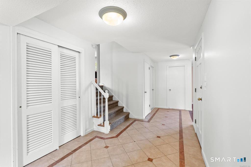 10 Eastwood Road West Hartford CT 06117