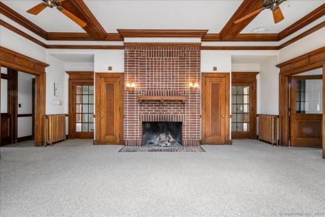 31 North Main Street Essex CT 06426