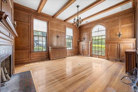 31 North Main Street Essex CT 06426