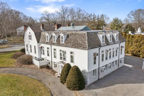 31 North Main Street Essex CT 06426