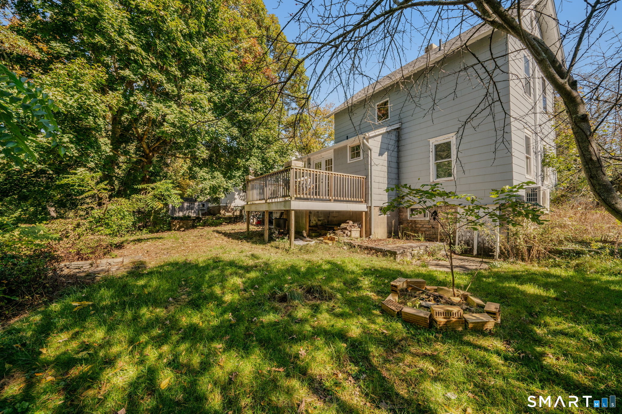 28 Blake Street Essex CT 06442