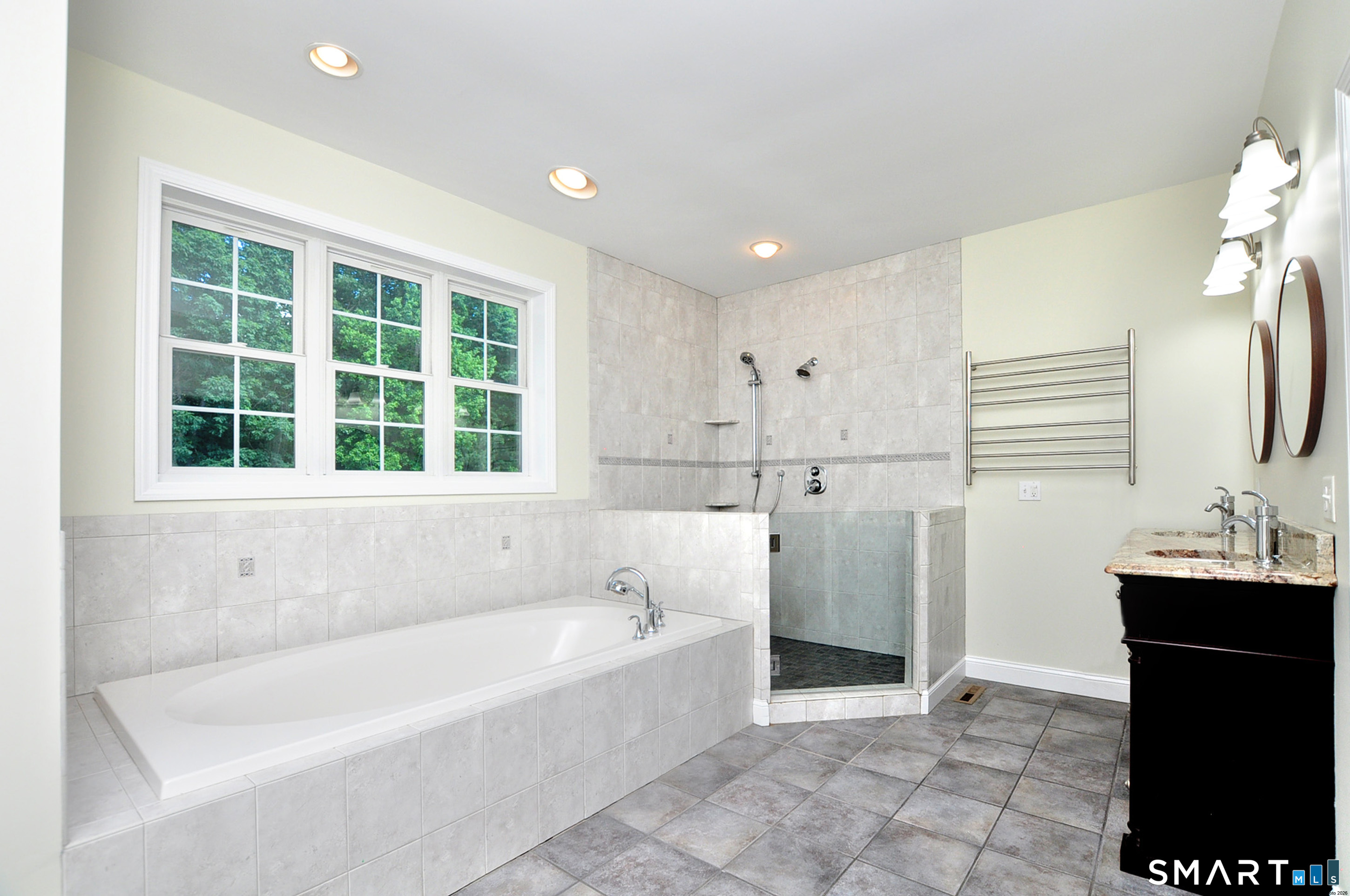 22 Jubrey Drive Windsor CT 06095