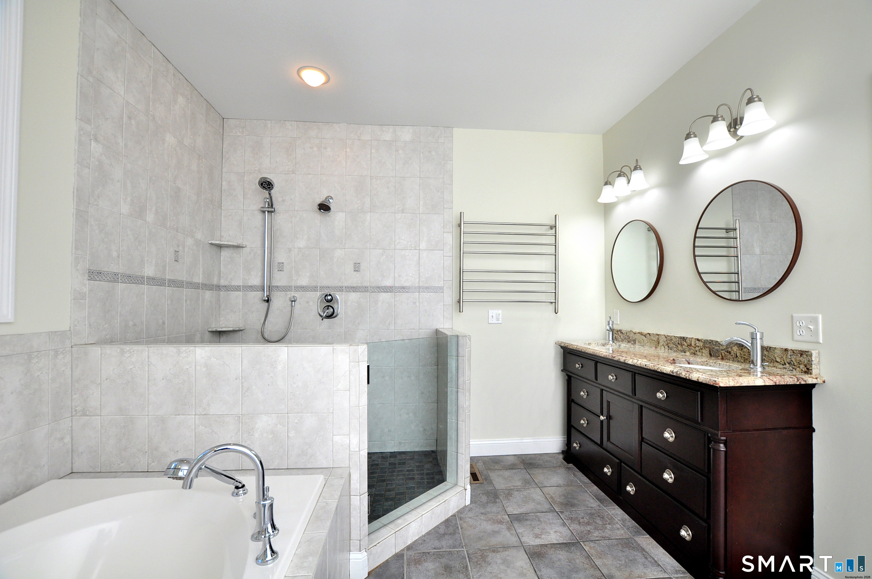 22 Jubrey Drive Windsor CT 06095