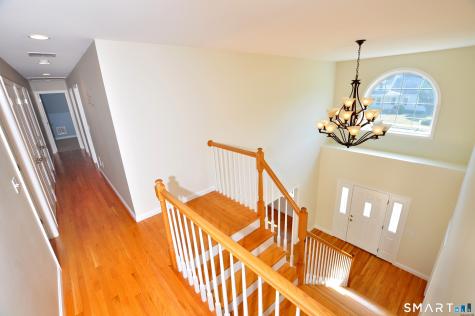 22 Jubrey Drive Windsor CT 06095