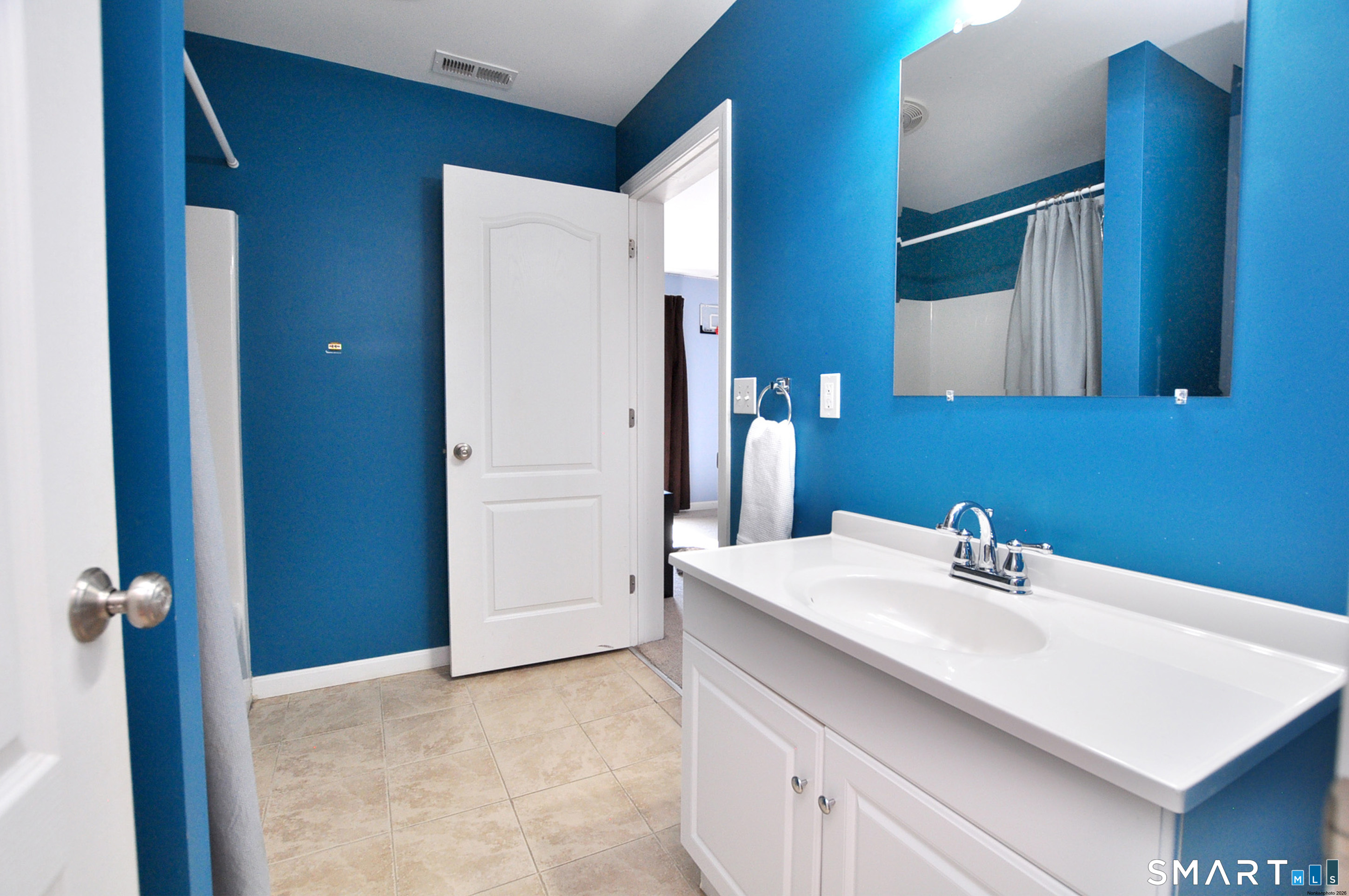 22 Jubrey Drive Windsor CT 06095
