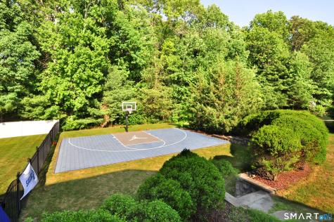 22 Jubrey Drive Windsor CT 06095