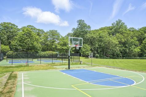 29 Carol Street Danbury CT 06810