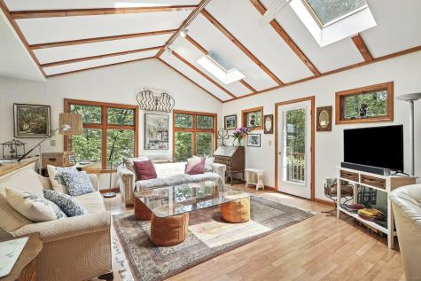 29 Carol Street Danbury CT 06810